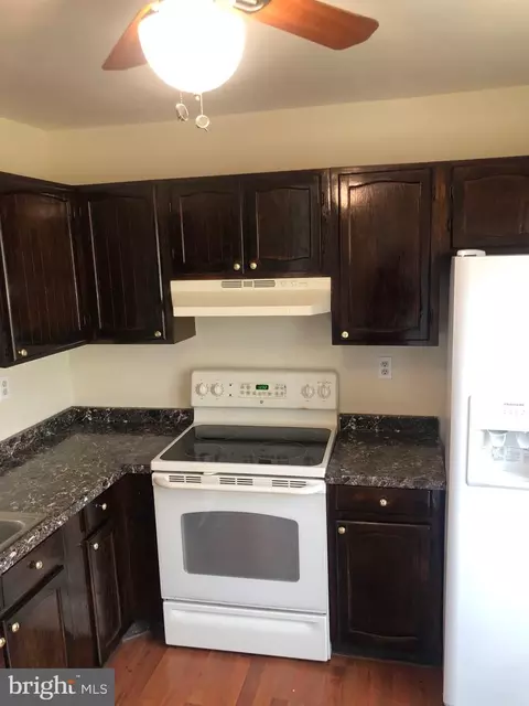 7321 Green Oak Ter, Lanham, MD 20706 photo 4
