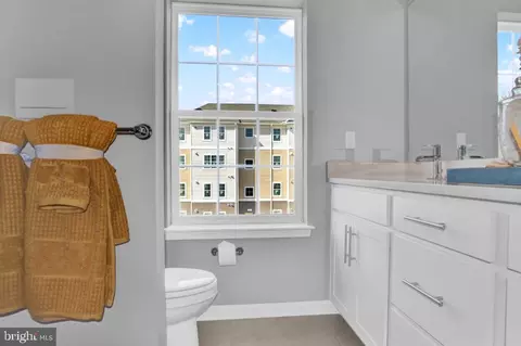 Bath - 8705 Cherrybark Rd, Clinton, MD 20735 photo 4 of 5