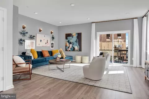 Living - 8705 Cherrybark Rd, Clinton, MD 20735 photo 6 of 8