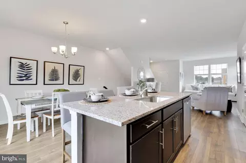Kitchen - 8707 Cherrybark Rd, Clinton, MD 20735 photo 4 of 5