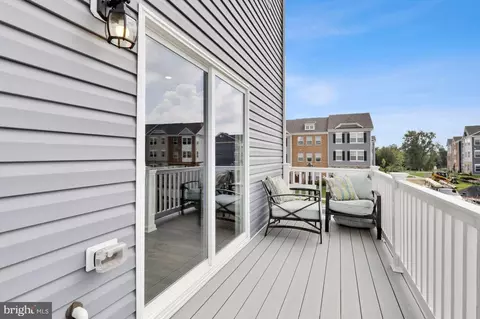 Exterior - 8707 Cherrybark Rd, Clinton, MD 20735 photo 2 of 6