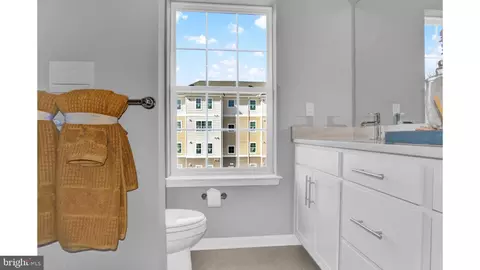 Bath - 8711 Cherrybark Rd, Clinton, MD 20735 photo 4 of 5