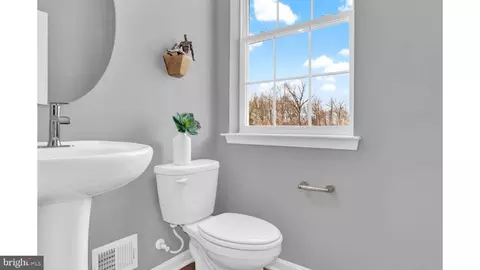 Bath - 8711 Cherrybark Rd, Clinton, MD 20735 photo 1 of 5