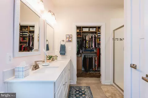 Bath - 14407 Quarry View Rd, Brandywine, MD 20613 photo 4 of 6