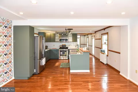 Kitchen - 411 Laurel Ave, Laurel, MD 20707 photo 2 of 7
