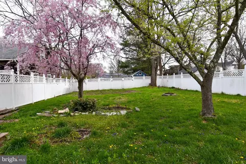 View/Area - 411 Laurel Ave, Laurel, MD 20707 photo 1 of 1