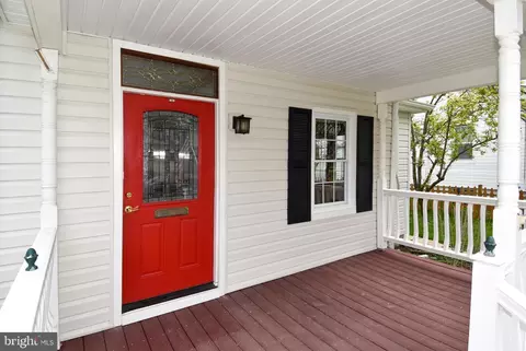 Exterior - 411 Laurel Ave, Laurel, MD 20707 photo 3 of 10