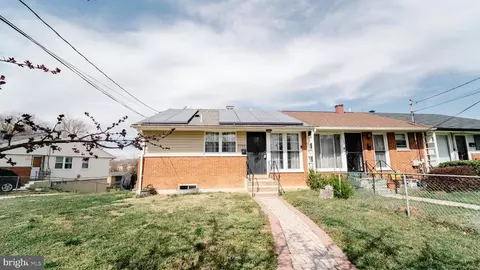 7750 Bender Rd, Hyattsville, MD 20785