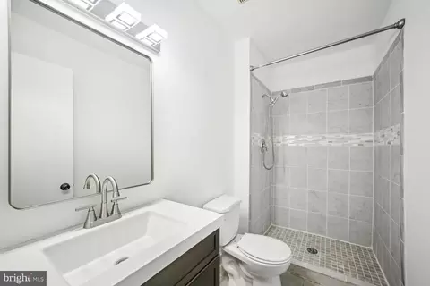Bath - 8648 Brae Brooke Dr, Lanham, MD 20706 photo 1 of 1