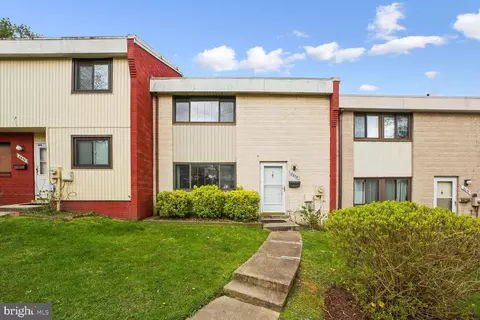 8648 Brae Brooke Dr, Lanham, MD 20706