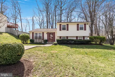 12601 Sturdee Dr, Marlboro, MD 20772