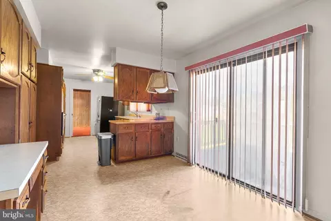11816 Decesaris Blvd, Bowie, MD 20721 photo 6