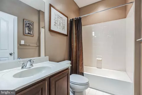 Bath - 13005 Davenport Dr, Brandywine, MD 20613 photo 1 of 7
