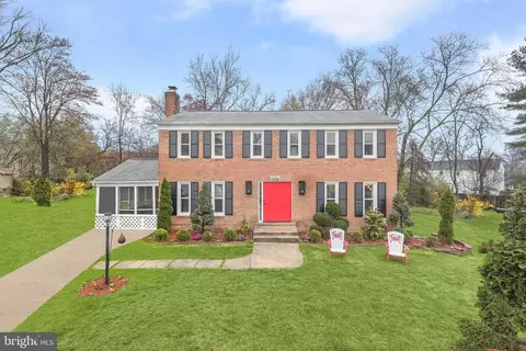 15705 Tasa Pl, Laurel, MD 20707