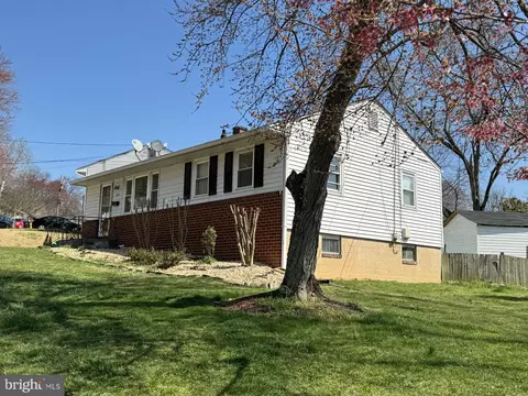 7201 Patterson St, Lanham, MD 20706 photo 8