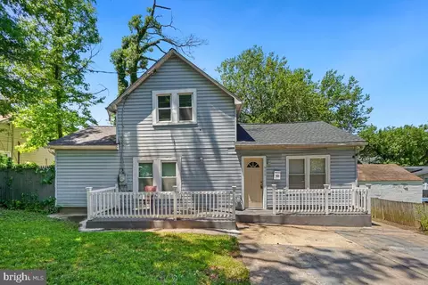 905 Nova Ave, Capitol Heights, MD 20743