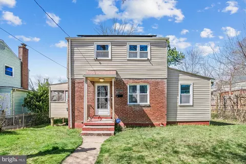 4904 70th Ave, Hyattsville, MD 20784