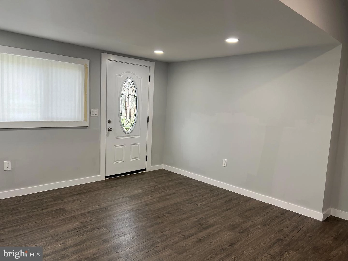 Entry Way - 6119 Naval Ave, Lanham, MD 20706 photo 1 of 2