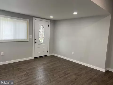 Entry Way - 6119 Naval Ave, Lanham, MD 20706 photo 1 of 2