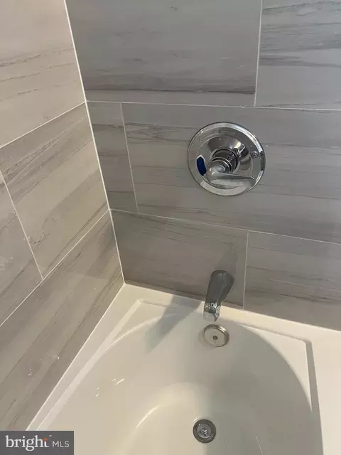 Bath - 6119 Naval Ave, Lanham, MD 20706 photo 5 of 6