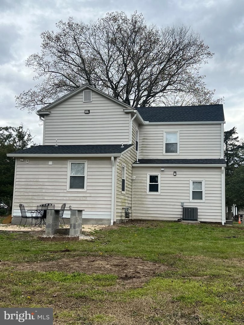 Exterior - 6119 Naval Ave, Lanham, MD 20706 photo 3 of 3