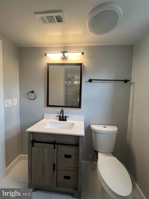 Bath - 6119 Naval Ave, Lanham, MD 20706 photo 6 of 6