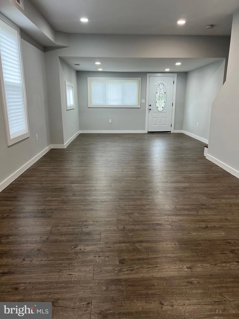 Living - 6119 Naval Ave, Lanham, MD 20706 photo 1 of 1