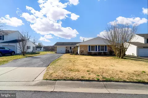 12211 Fleming Ln, Bowie, MD 20715