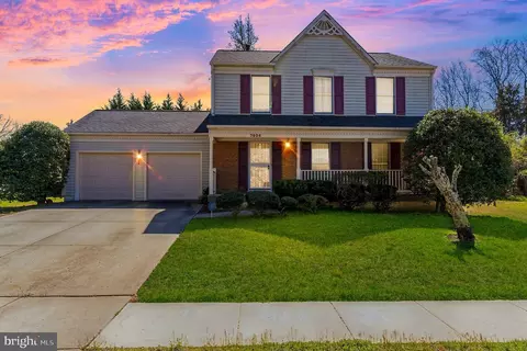 7926 Royal Fern Ct, Clinton, MD 20735