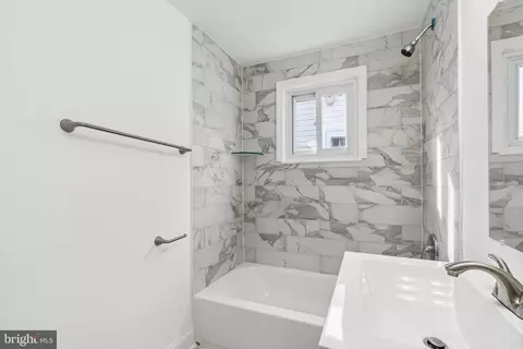Bath - 1511 4th St, Glenarden, MD 20706 photo 1 of 2