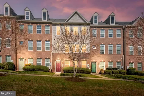 712 Waveland Ave, Capitol Heights, MD 20743