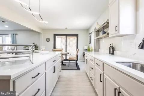 Kitchen - 16614 Sylvan Dr, Bowie, MD 20715 photo 6 of 7