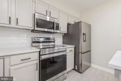 Kitchen - 16614 Sylvan Dr, Bowie, MD 20715 photo 7 of 7