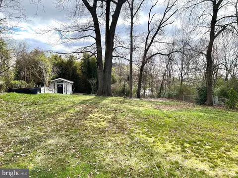 Exterior - 2523 Buck Lodge Rd, Adelphi, MD 20783 photo 4 of 4