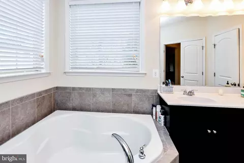 Bath - 9203 Rice Ave, Lanham, MD 20706 photo 11 of 15
