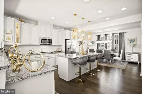 9147 Fox Stream Way, Marlboro, MD 20772