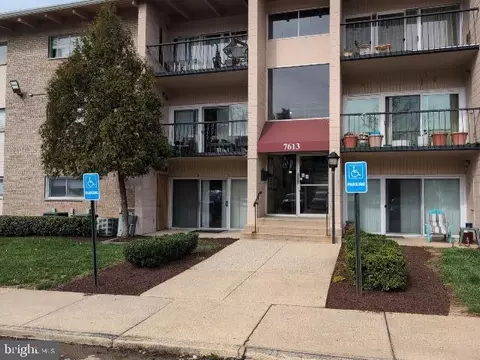 7613 Fontainebleau Dr #2105, New Carrollton, MD 20784