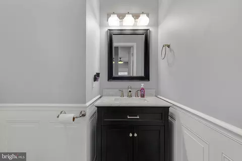 Bath - 6301 Kinsey Ter, Lanham, MD 20706 photo 1 of 8