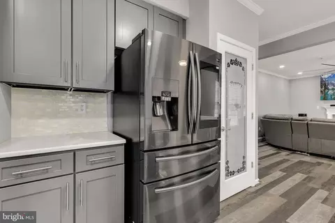 Kitchen - 6301 Kinsey Ter, Lanham, MD 20706 photo 10 of 10