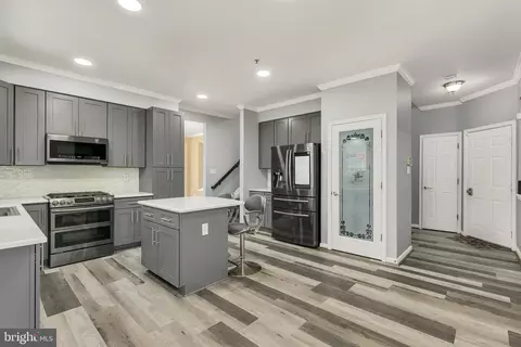 Kitchen - 6301 Kinsey Ter, Lanham, MD 20706 photo 4 of 10
