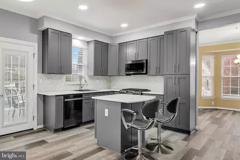 Kitchen - 6301 Kinsey Ter, Lanham, MD 20706 photo 6 of 10