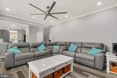 Living - 6301 Kinsey Ter, Lanham, MD 20706 photo 6 of 7
