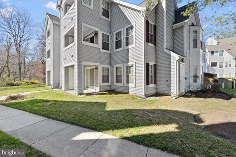 13524 Lord Sterling Pl #8-1, Marlboro, MD 20772
