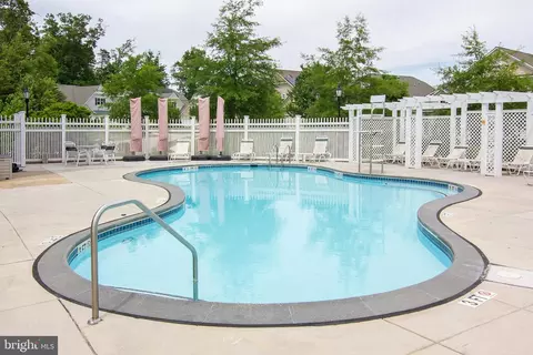 Exterior - 7405 Heartleaf Cir, Laurel, MD 20707 photo 9 of 13