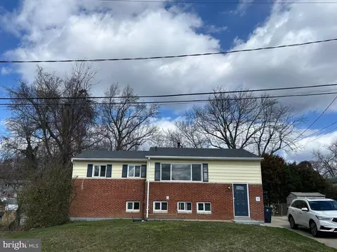 8910 Scheurer St, Marlboro, MD 20774