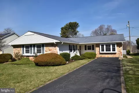 12508 Kilbourne Ln, Bowie, MD 20715