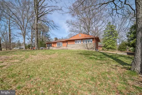 15706 Bond Mill Rd, Laurel, MD 20707