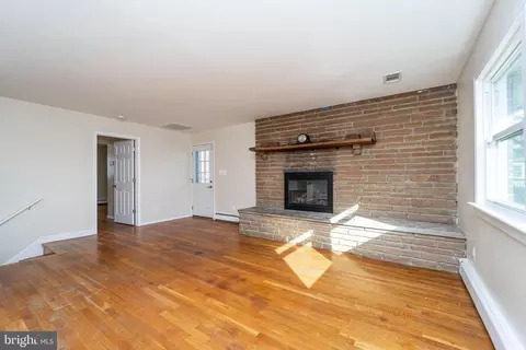 Living - 1029 Harrison Dr, Laurel, MD 20707 photo 4 of 7