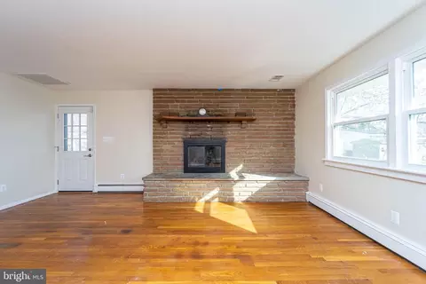 Living - 1029 Harrison Dr, Laurel, MD 20707 photo 3 of 7