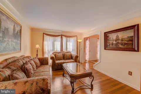 Living - 11604 Admiral Ct, Laurel, MD 20708 photo 2 of 6